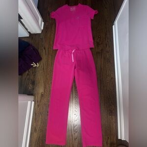 FIGS hot pink limited edition set- XS/XS TALL